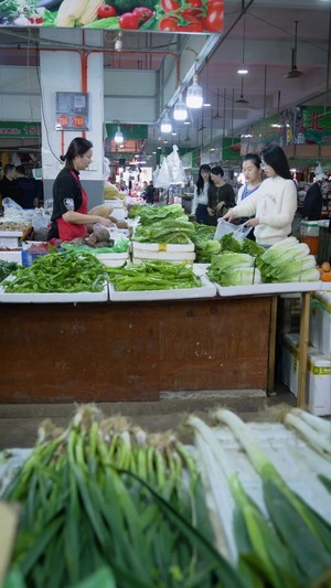 離婚後、三人の兄に溺愛されて